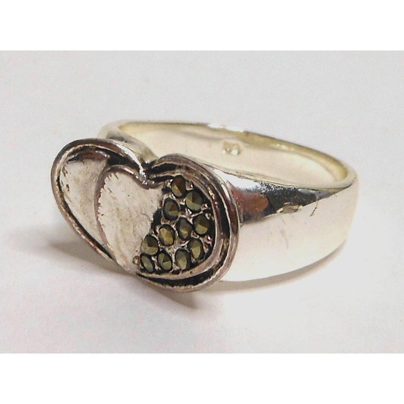 Sterling Silver Marcasite Heart Ring Size 7 - Picture 2 of 6